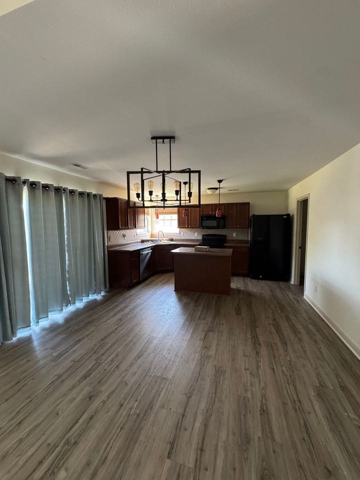 3511 Tuscany Rdg - Photo 3 of 9