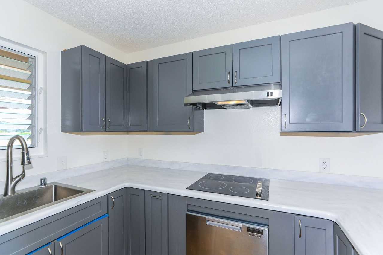95-1050 Makaikai St - Photo 2 of 23