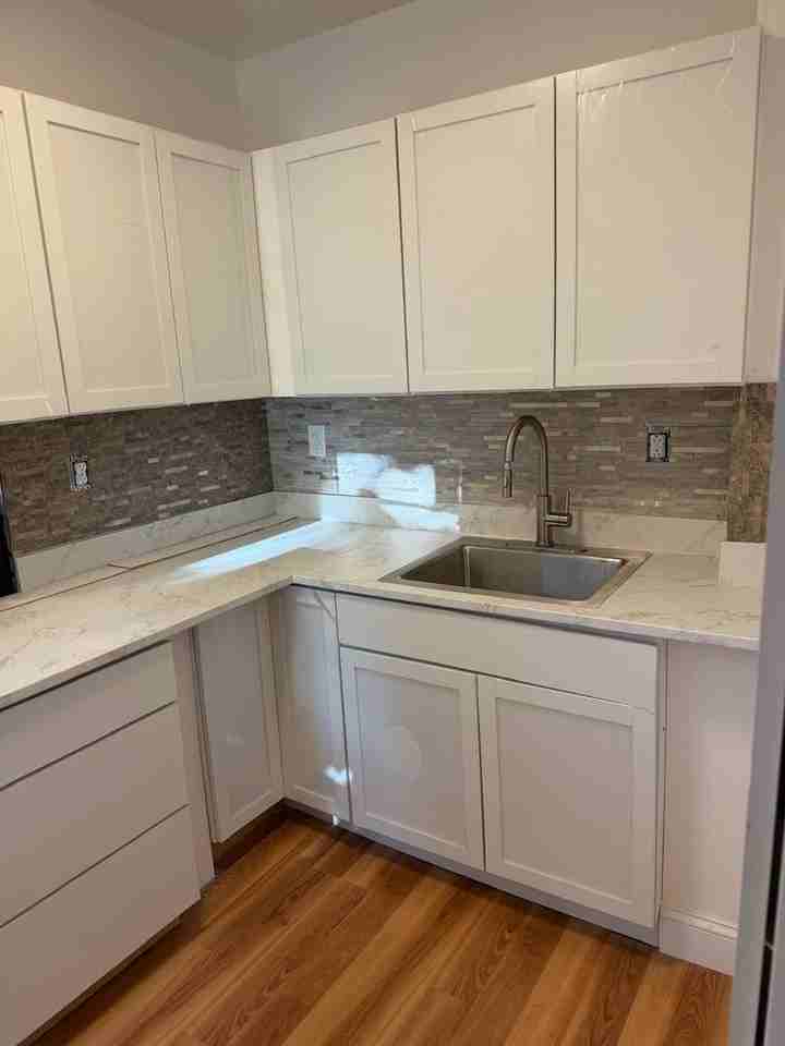 299 Pleasant St - Photo 3 of 12