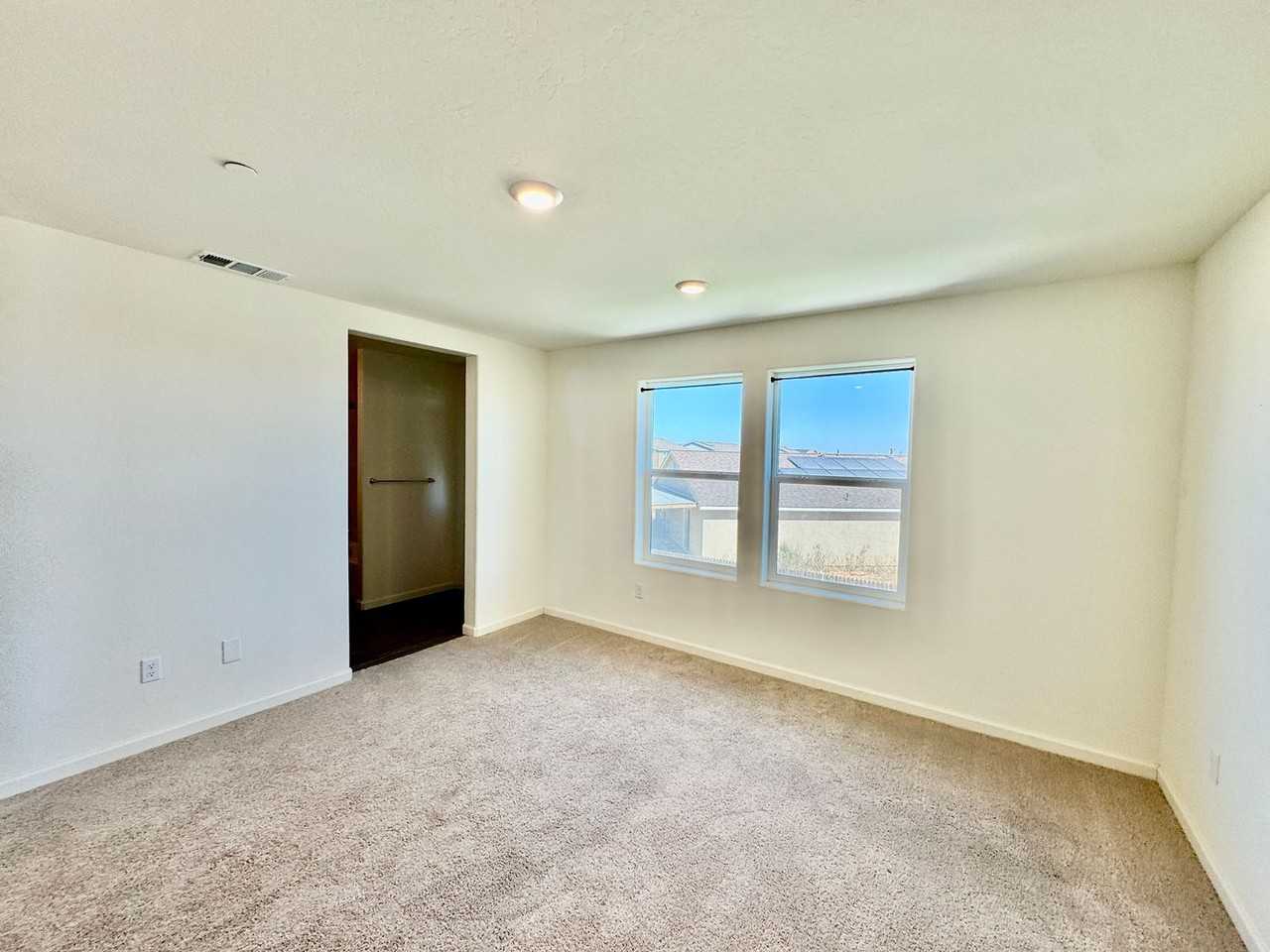2096 Coulter Ln - Photo 5 of 16