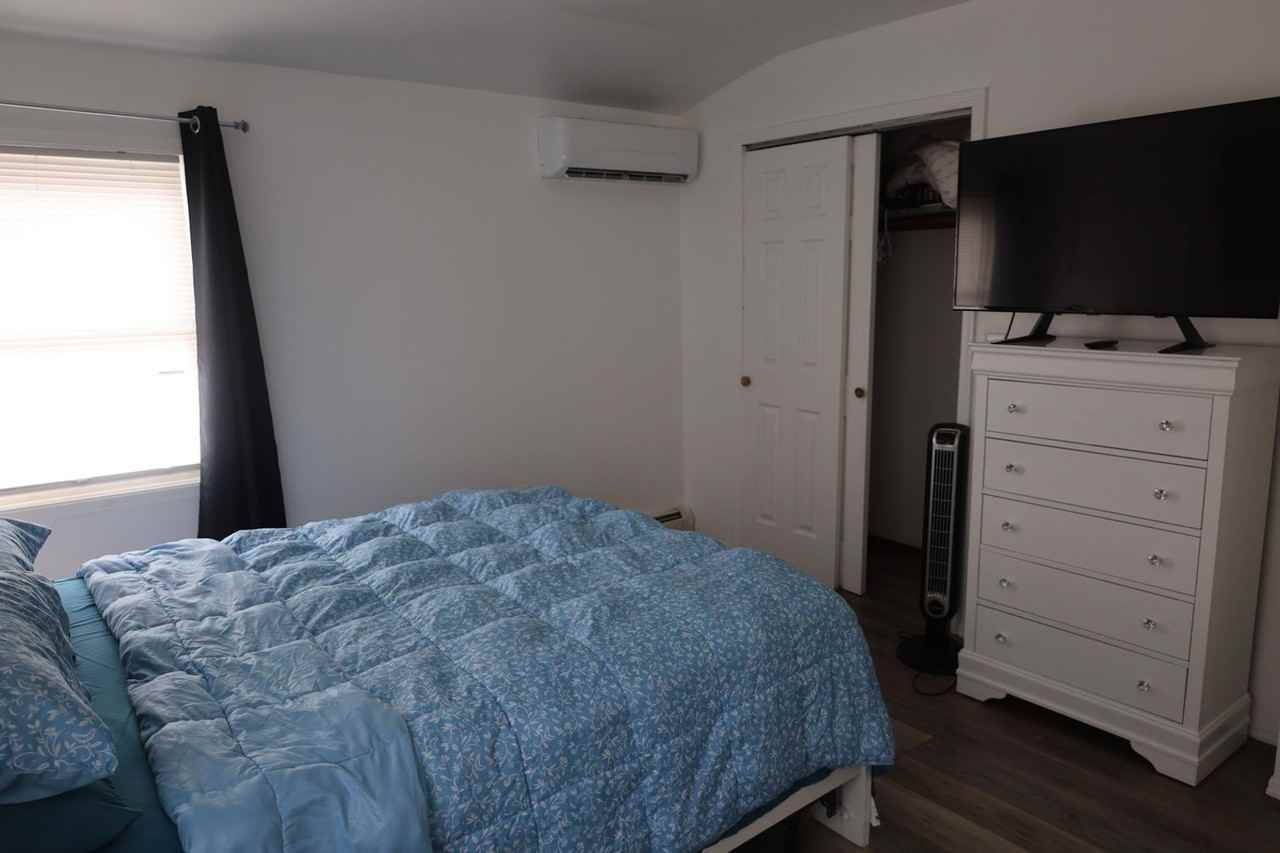 23038 147th Ave - Photo 2 of 50