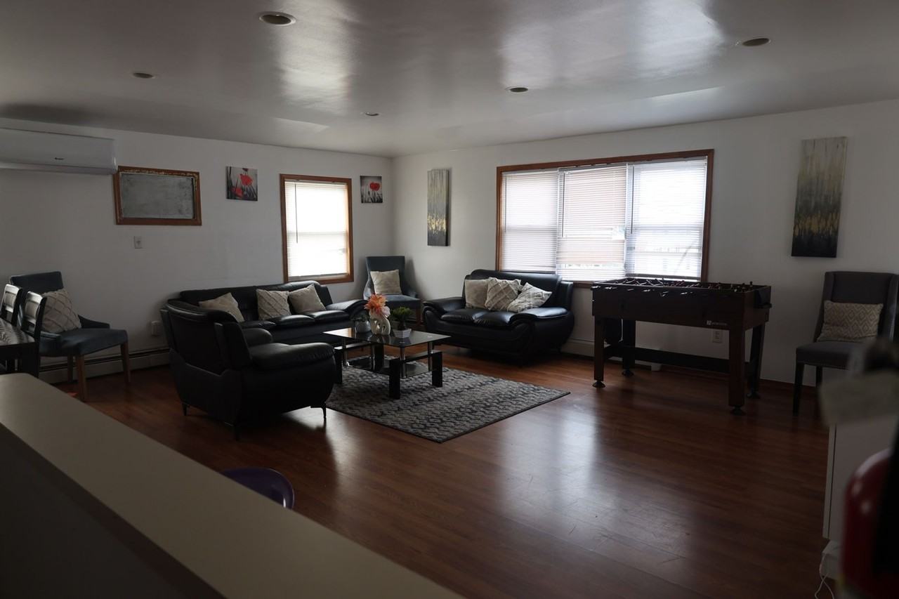23038 147th Ave - Photo 6 of 50