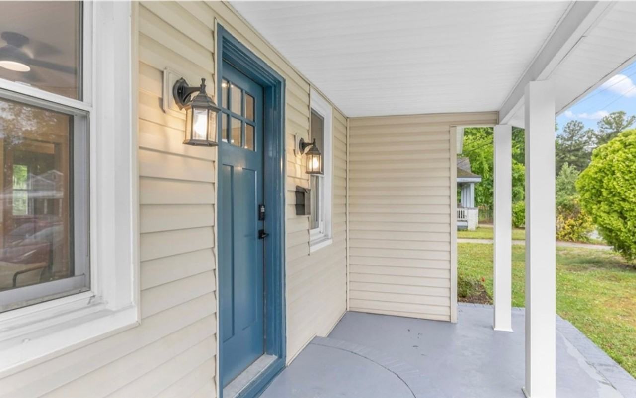1006 Mayfield Ave - Photo 3 of 26