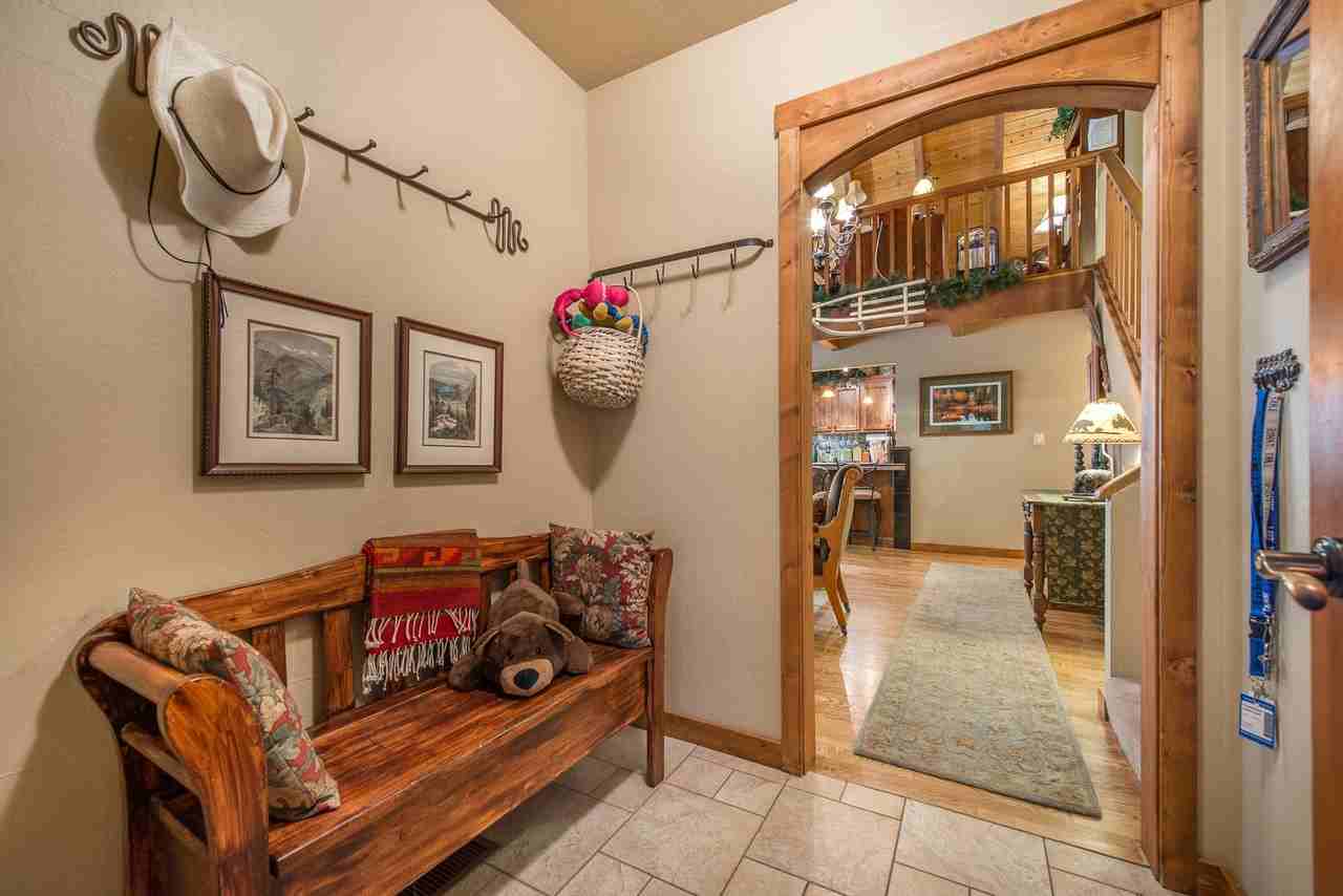 14013 Tyrol Rd - Photo 2 of 18