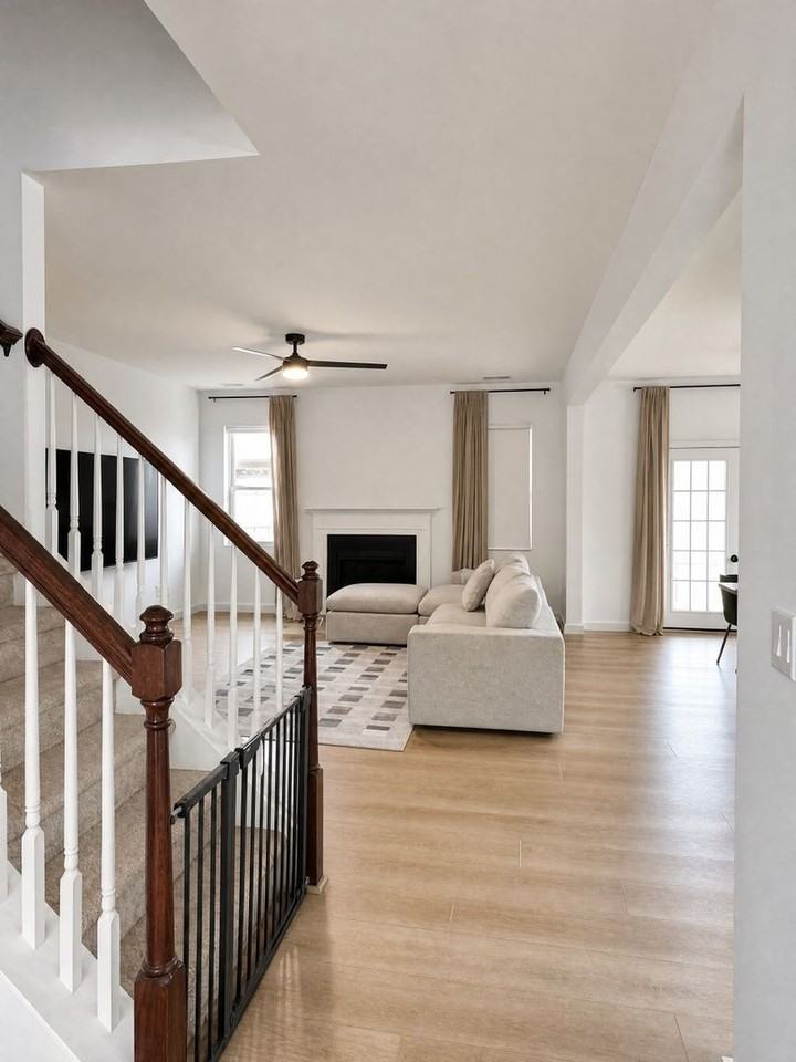 1402 Lena Ln - Photo 4 of 47