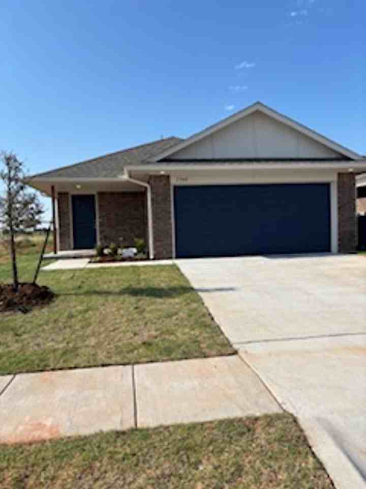 2940 Nw 195th Pl - Photo 2 of 15