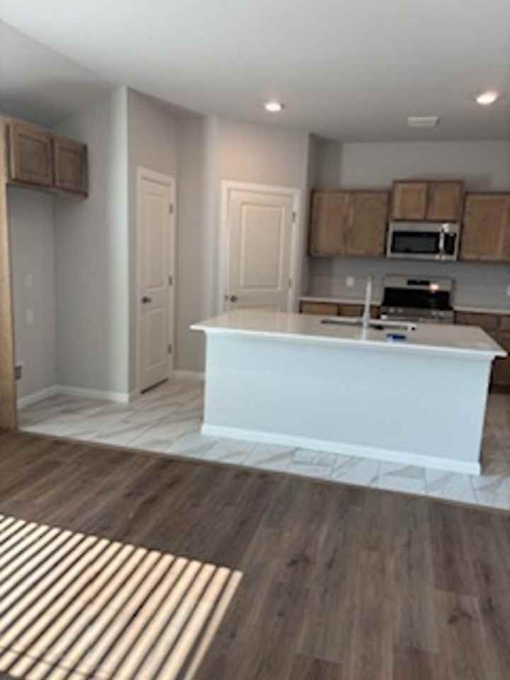 2940 Nw 195th Pl - Photo 7 of 15