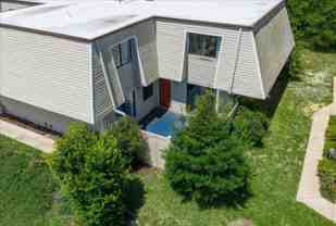 2142 Ne 45th Ave #2 - Photo 1 of 1