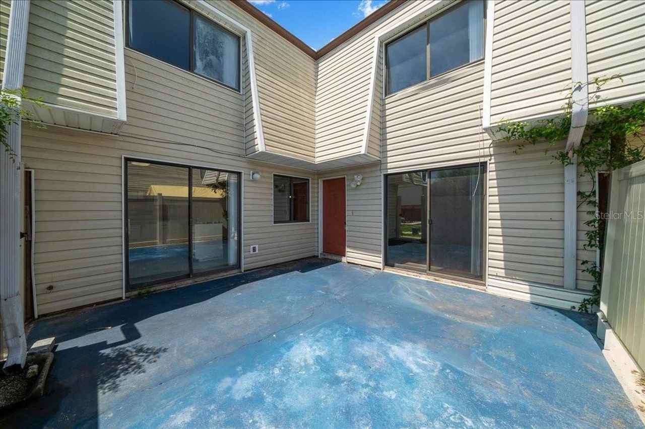 2142 Ne 45th Ave #2 - Photo 6 of 40