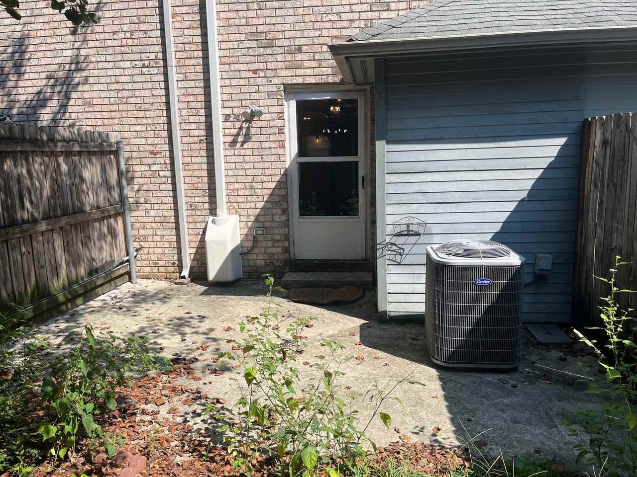 220 Marinawoods Dr Se #C - Photo 6 of 12