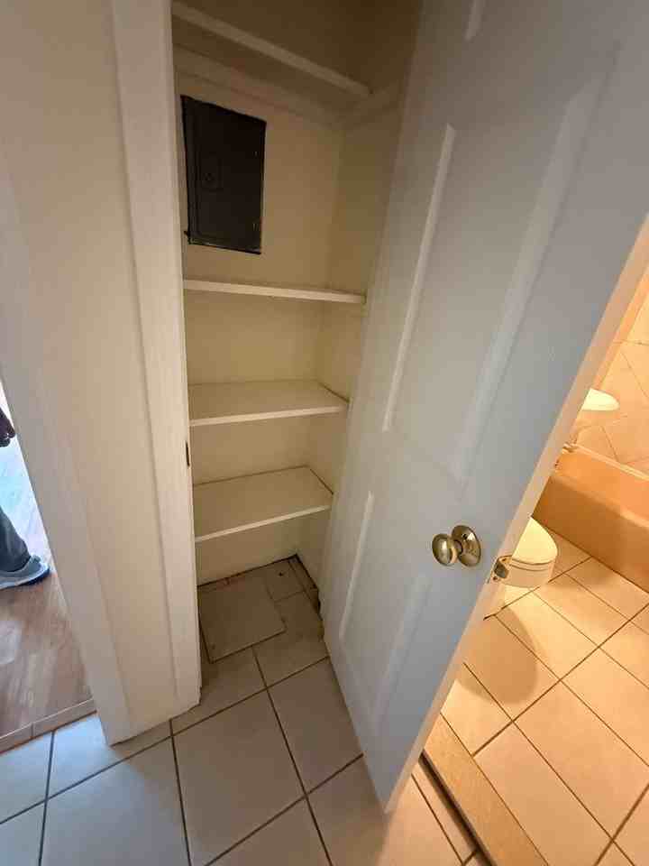 7 Edwards Ave #C - Photo 3 of 6
