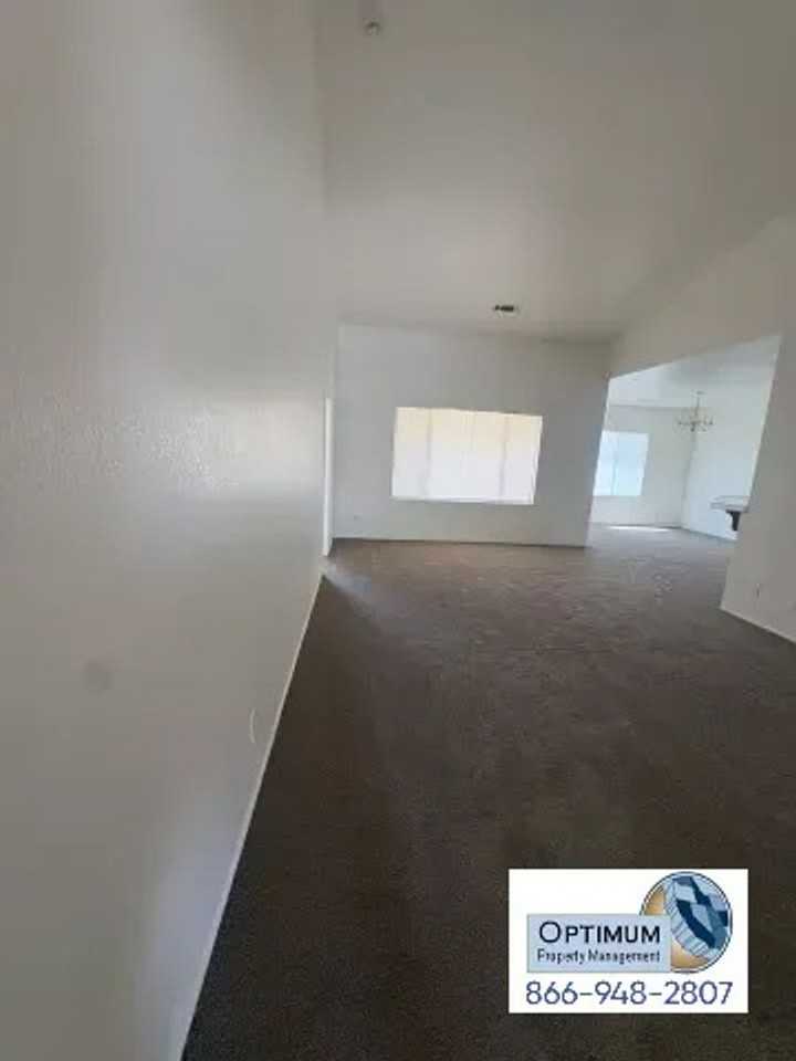 13232 Overland Way - Photo 4 of 34