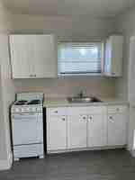 featured image of 2222 Van Buren St