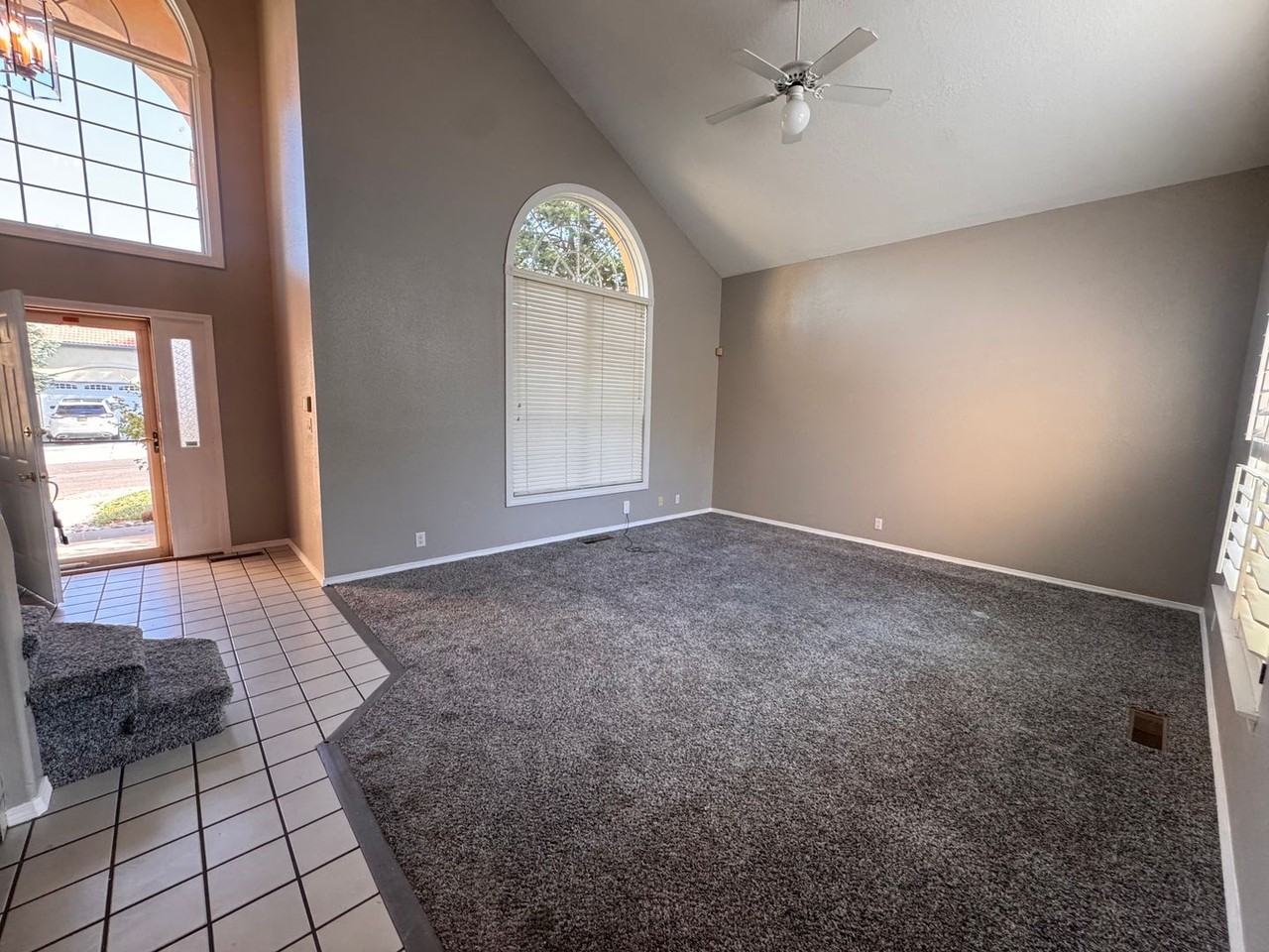 11824 Caribou Ave Ne - Photo 7 of 20