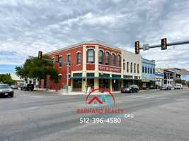 featured image of 104 W Nolte St #A