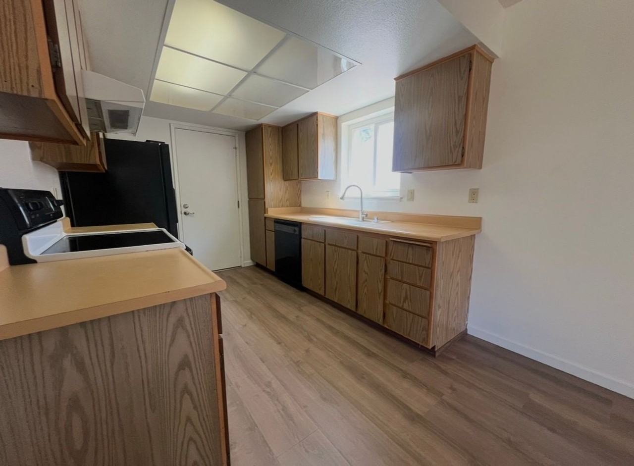 6956 Meadow Wood Trl - Photo 5 of 16