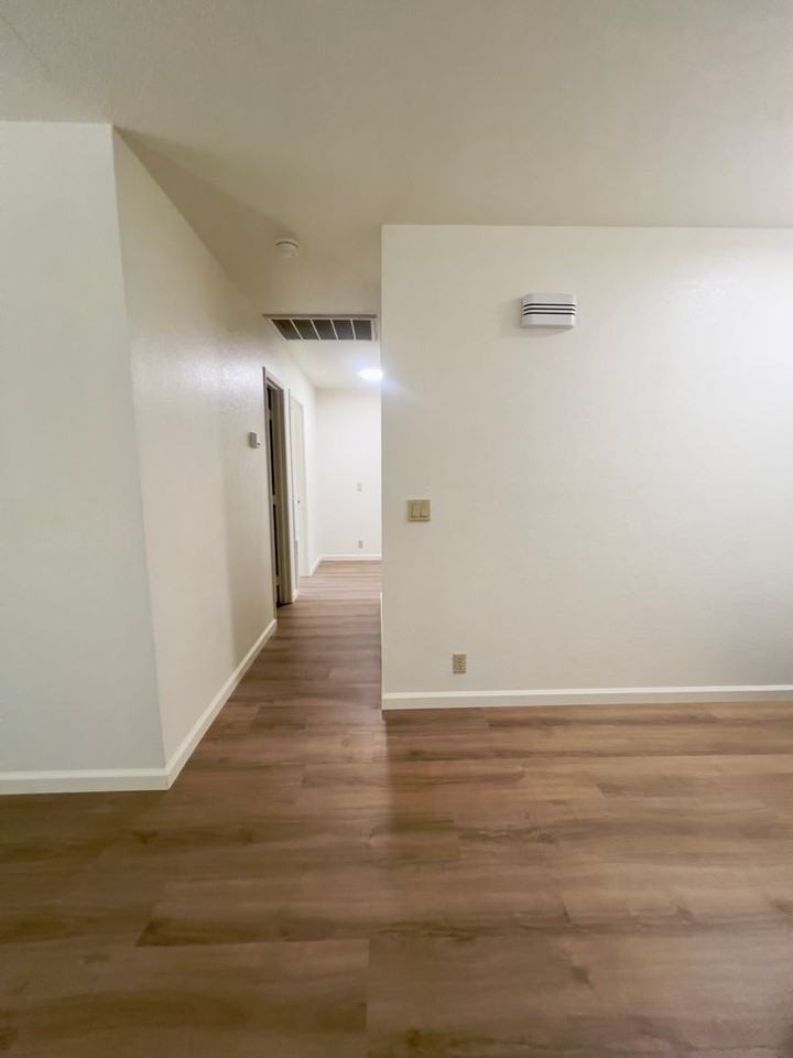 6956 Meadow Wood Trl - Photo 7 of 16