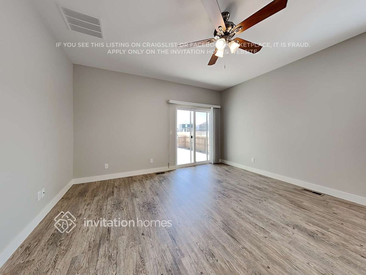 10003 Seawolf Dr - Photo 3 of 15