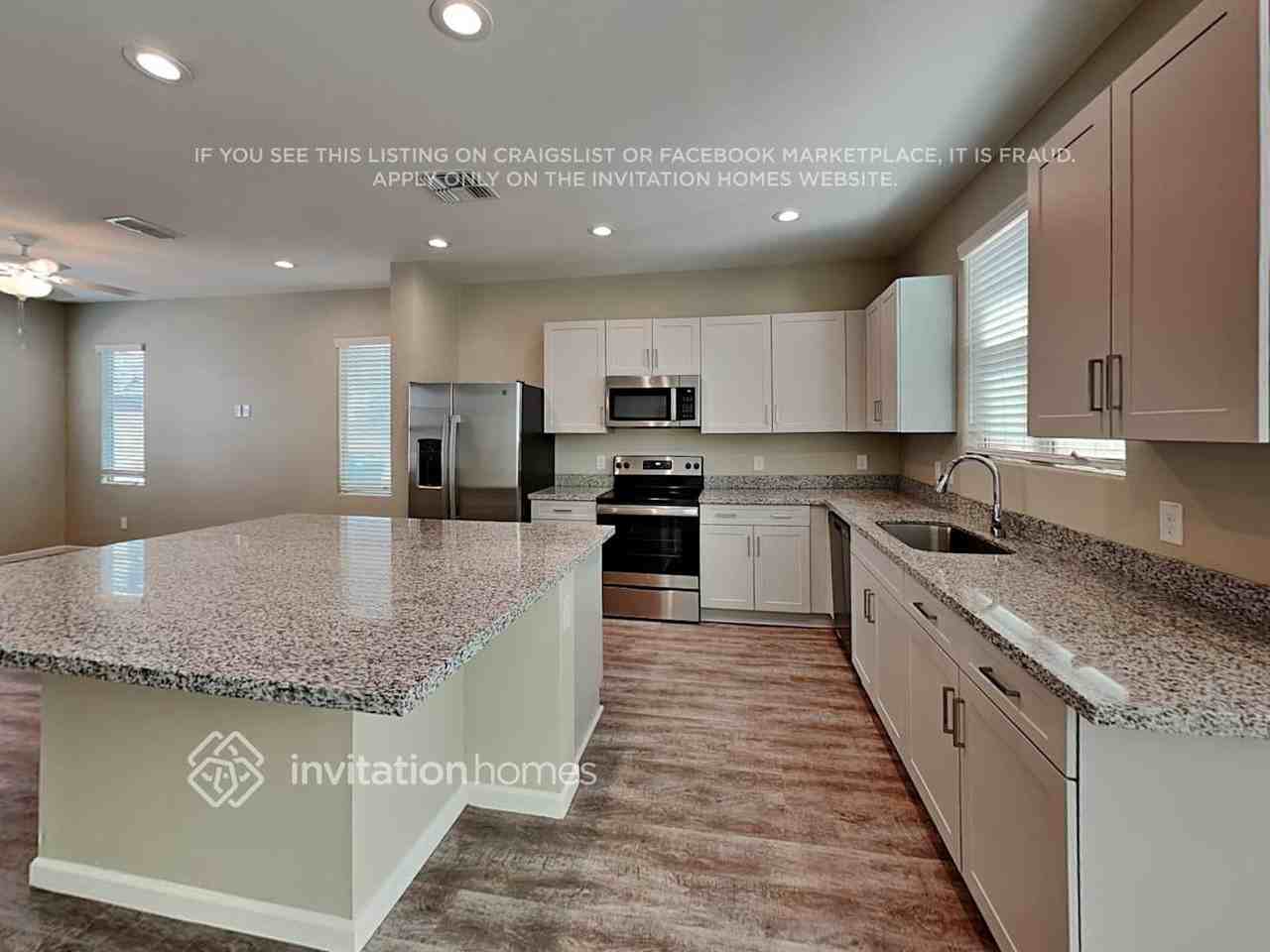 5111 N 189th Dr - Photo 7 of 32
