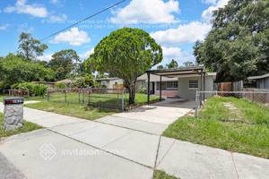 featured image of 4020 E Paris St