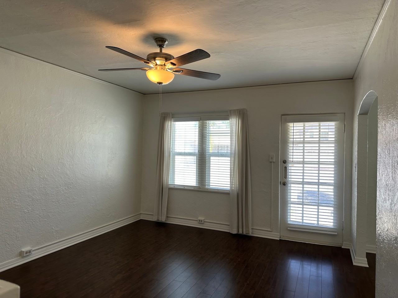 208 E Birch St #208 - Photo 2 of 30