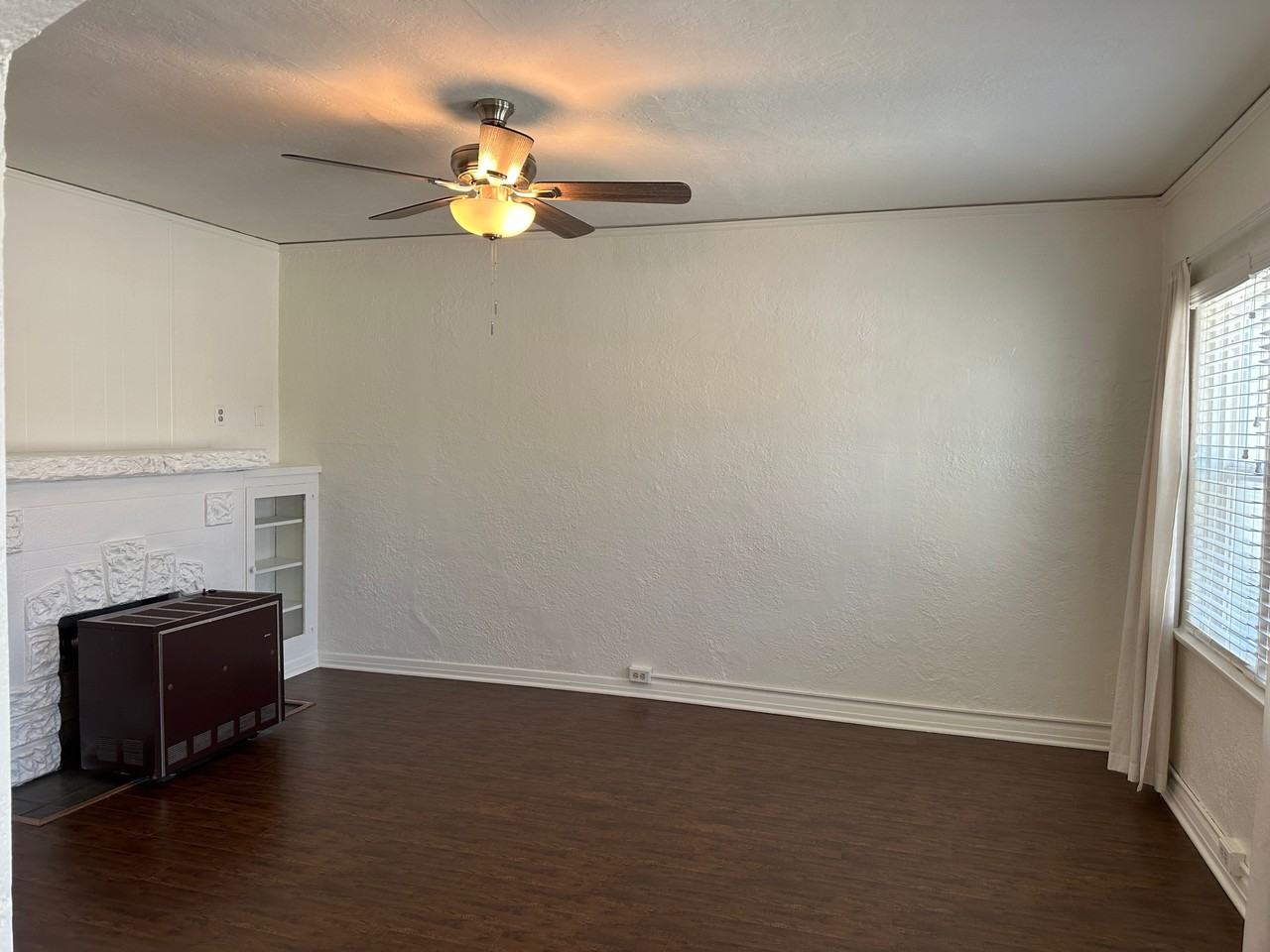208 E Birch St #208 - Photo 6 of 30