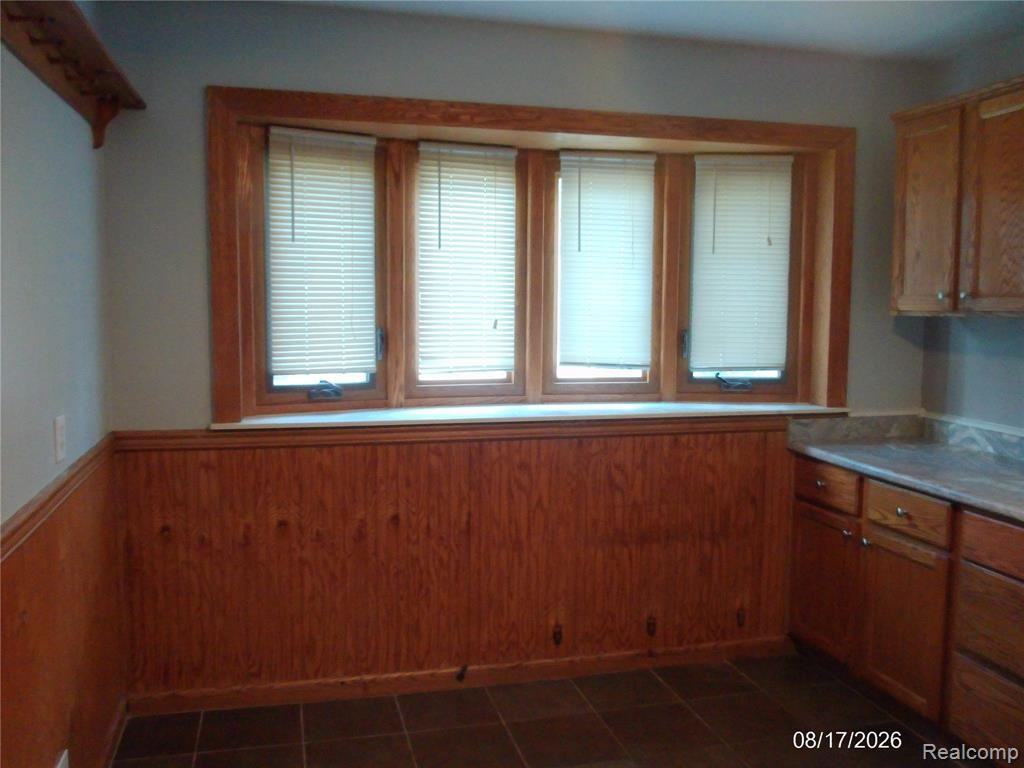 26445 Colgate Street - Photo 6 of 18