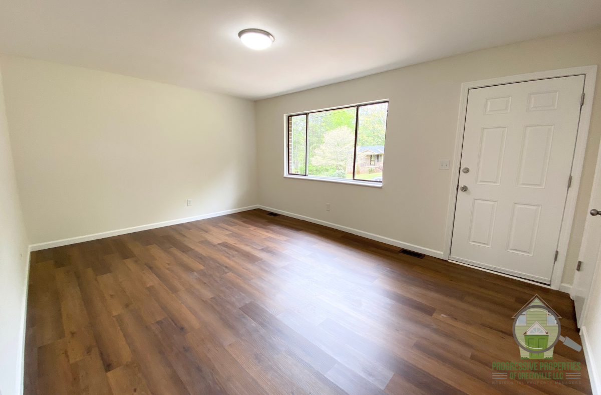 49 Maxie Ave #1 - Photo 3 of 14