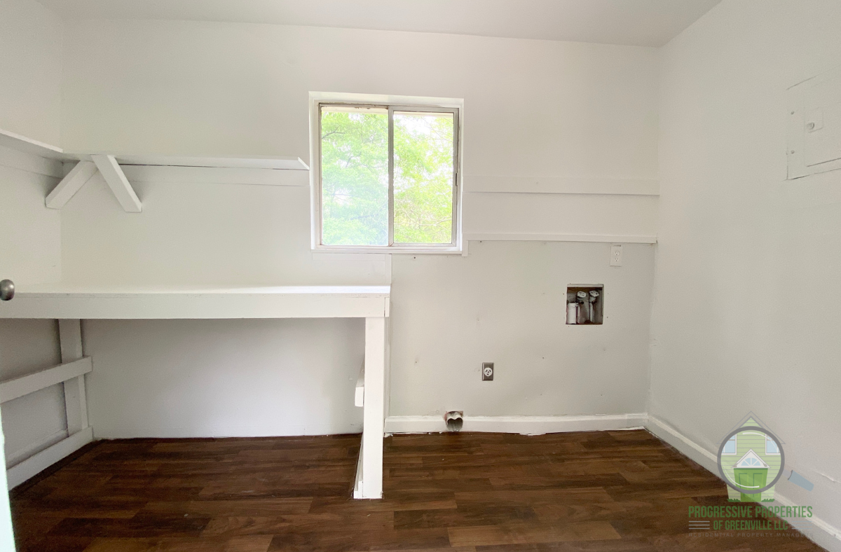 49 Maxie Ave #1 - Photo 5 of 14