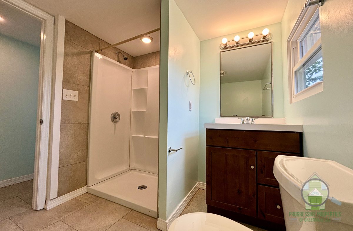 8 Hallcox St #1 - Photo 6 of 8