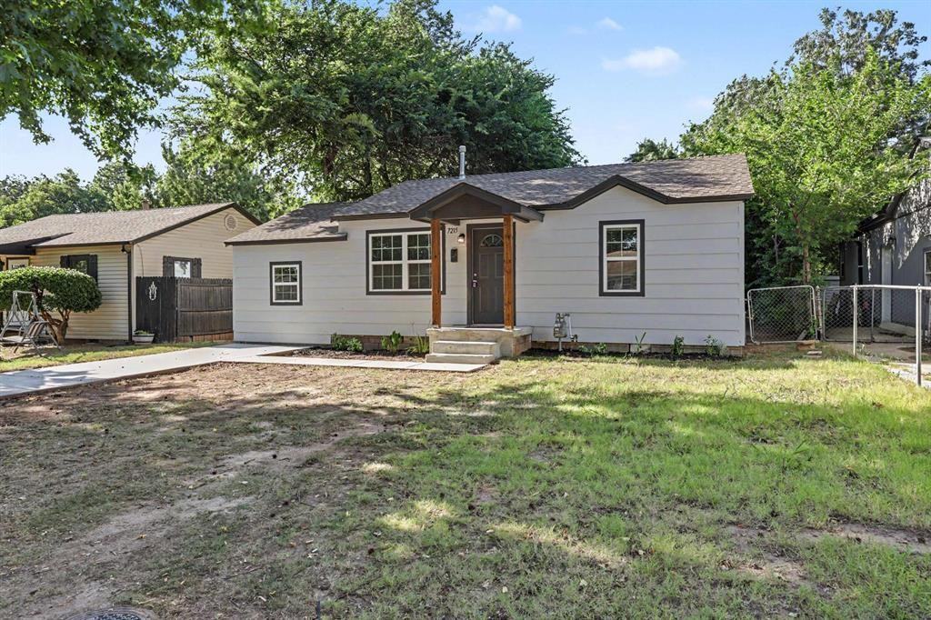 7215 Nw 43rd St #1 - Photo 2 of 21