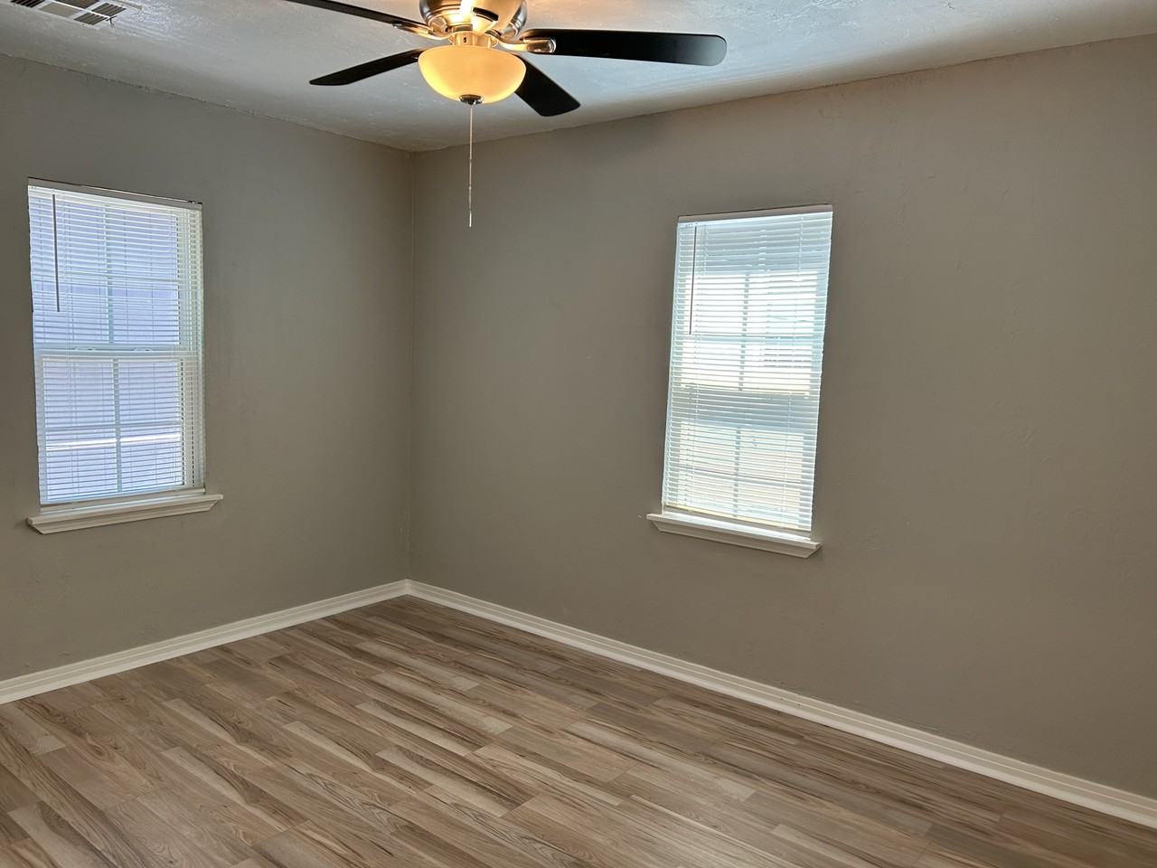 7215 Nw 43rd St #1 - Photo 7 of 21