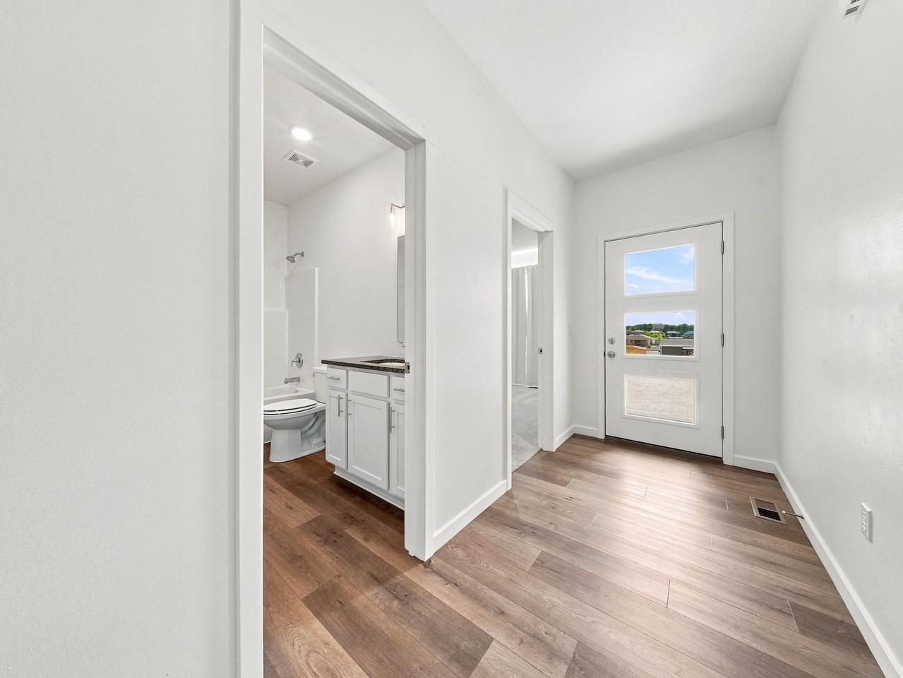 2705 W Mcguffey St #1 - Photo 2 of 44