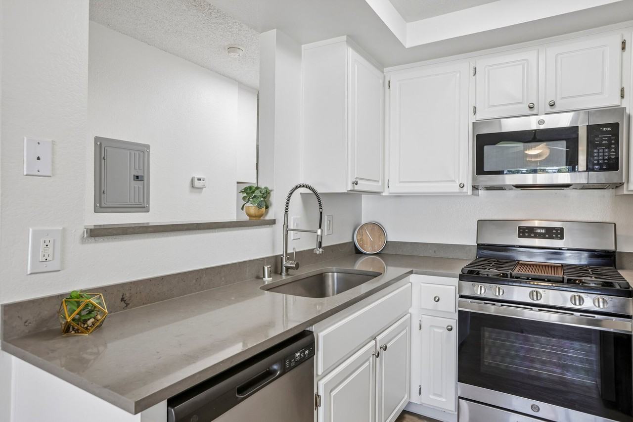 Vue Fremont - Photo 2 of 22