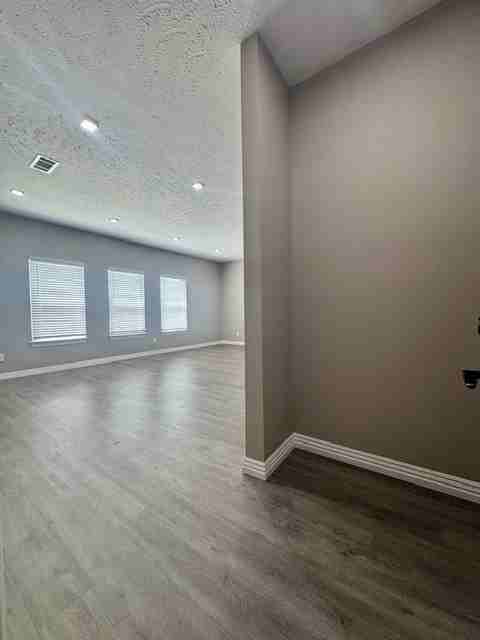 403 N 13th Pl #403-201 - Photo 5 of 28