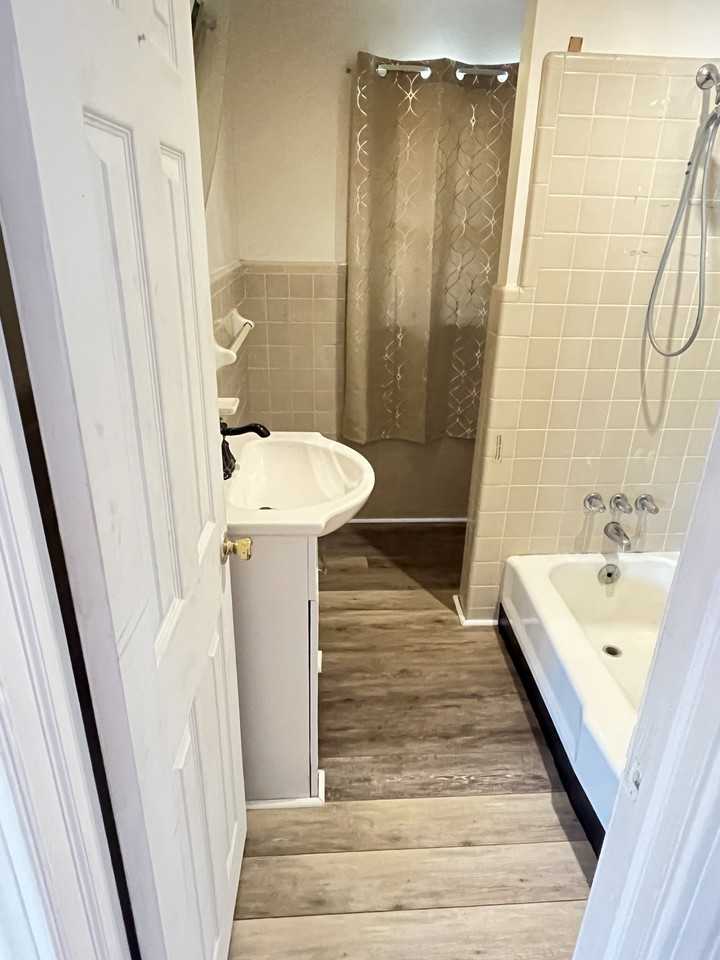 4405 Main St #1 - Photo 6 of 6