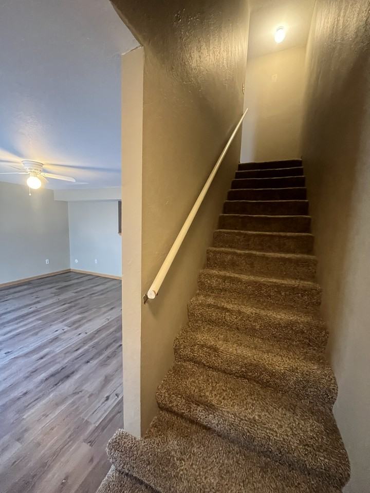 408 Ming St #C - Photo 6 of 12