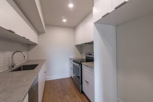 37 Roosevelt - Photo 1 of 1