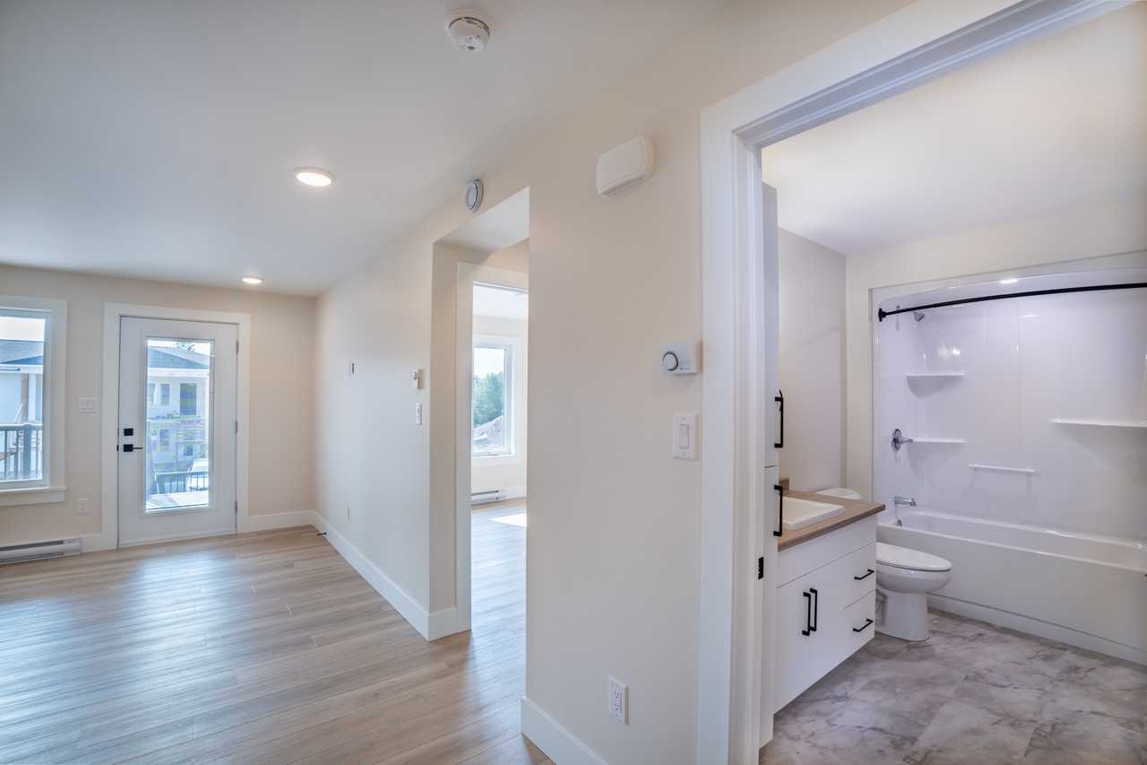 Shediac Bridge Apartments + Free Wi - Photo 3 of 11