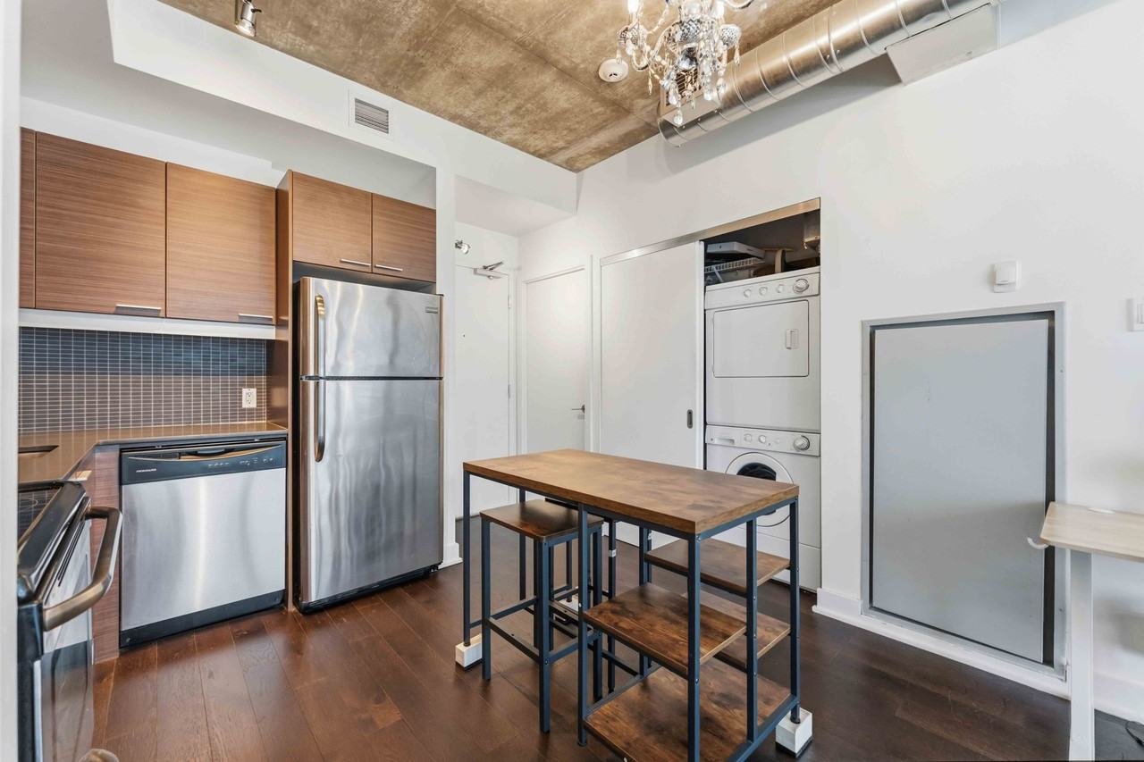 349 McLeod St #630 - Photo 7 of 25