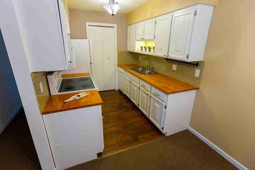 7345 Century Pl - Photo 4 of 20