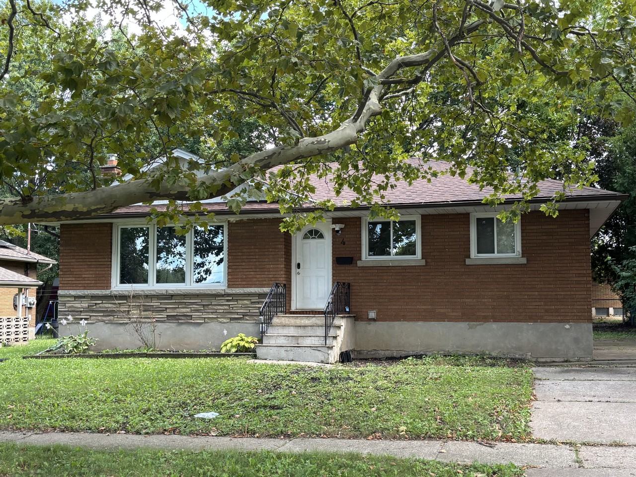 4 Clearview Hts - Photo 2 of 15