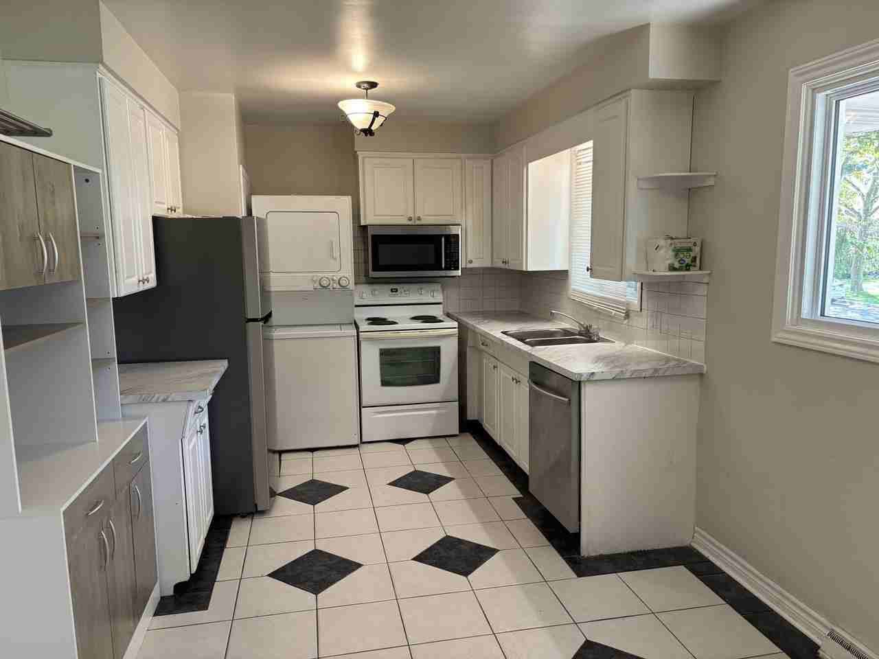 4 Clearview Hts - Photo 3 of 15