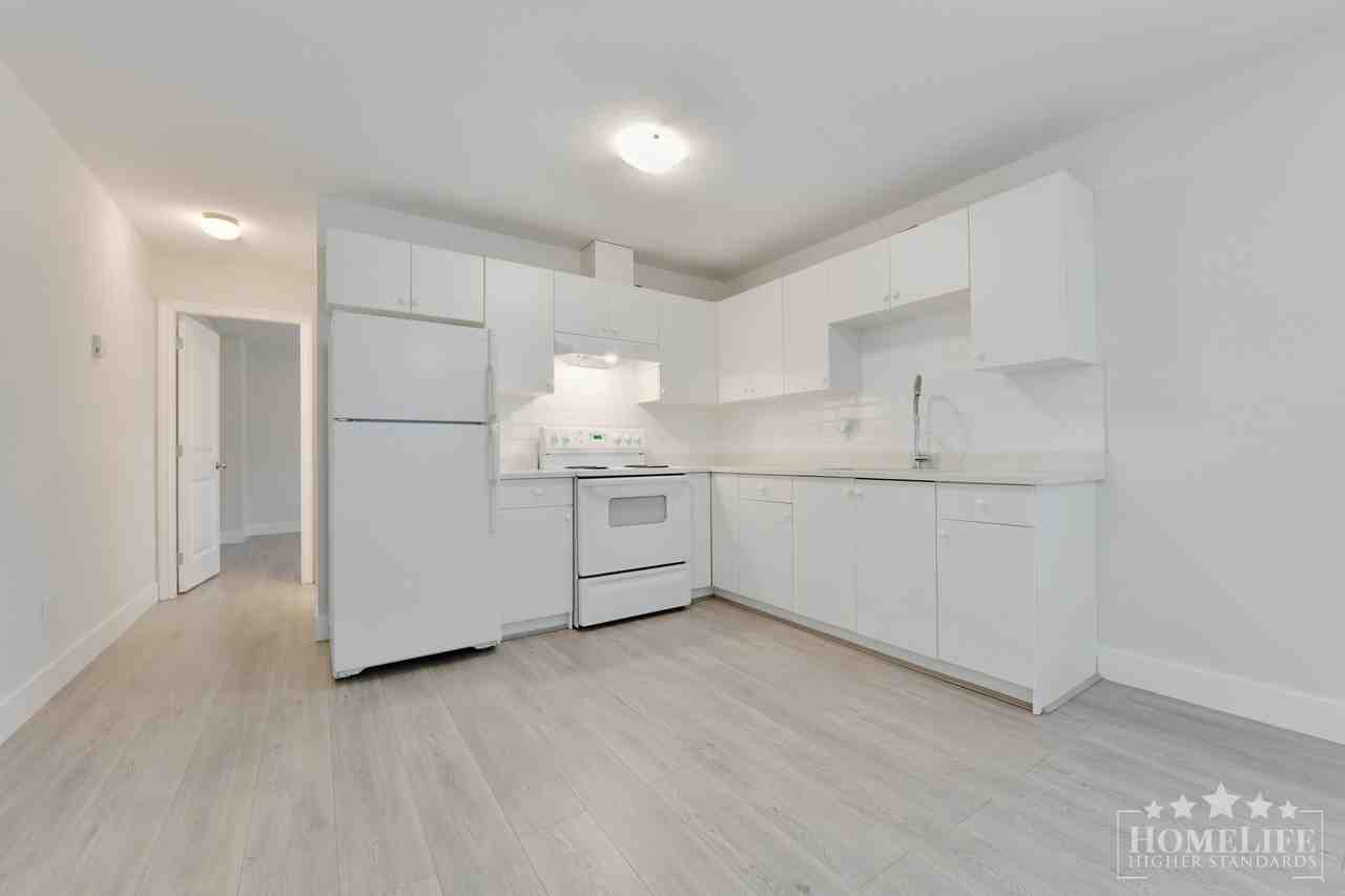 7909 147a St - Photo 6 of 15