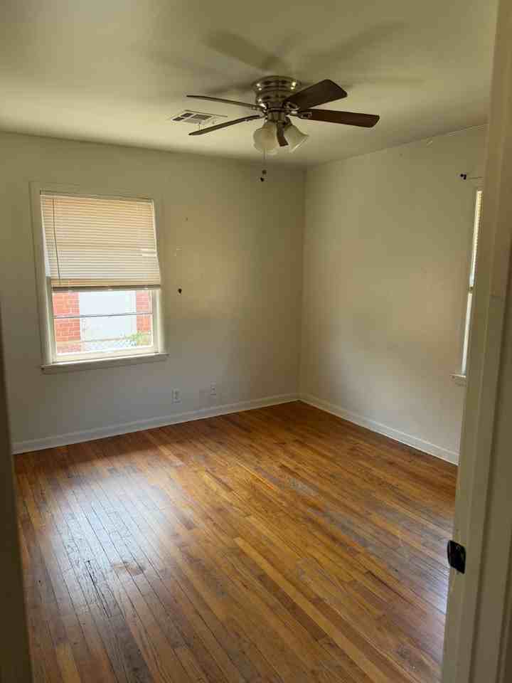4305 N Libby Ave - Photo 6 of 12