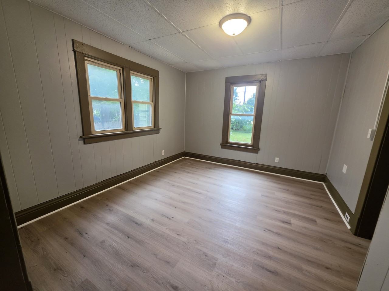 419 Bratnober St #1 - Photo 4 of 25