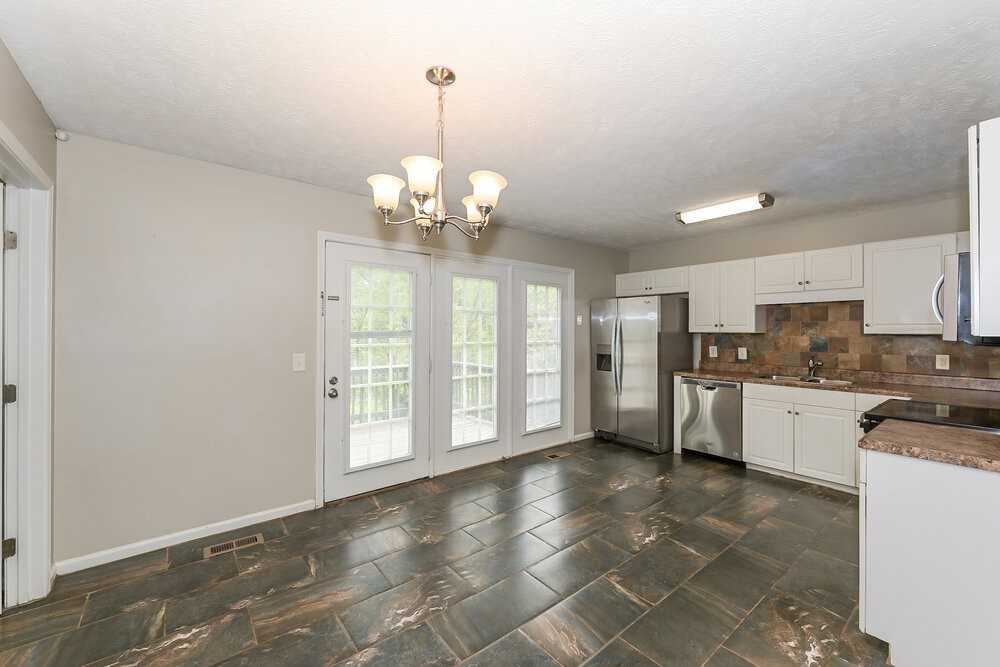 7109 Beard Ct - Photo 7 of 16