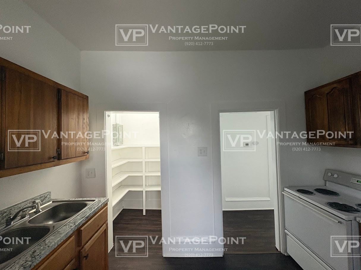 843 Pierce Ave #4 - Photo 5 of 15