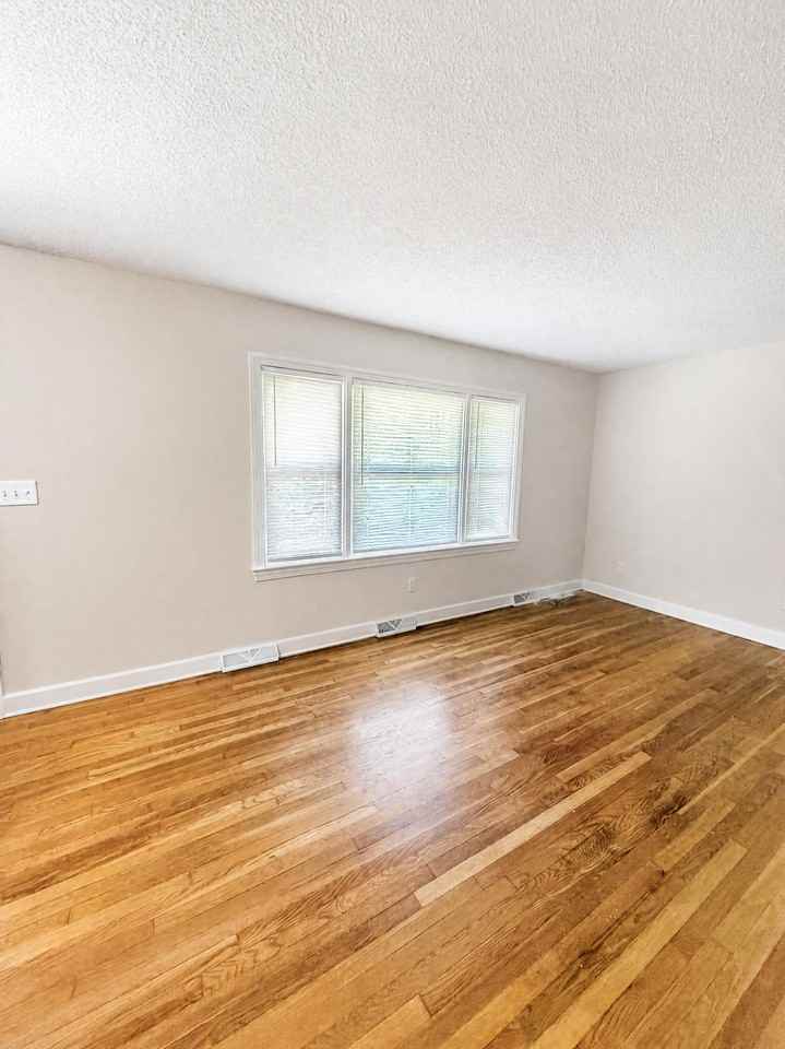 347 Cedar Dr #1 - Photo 7 of 15