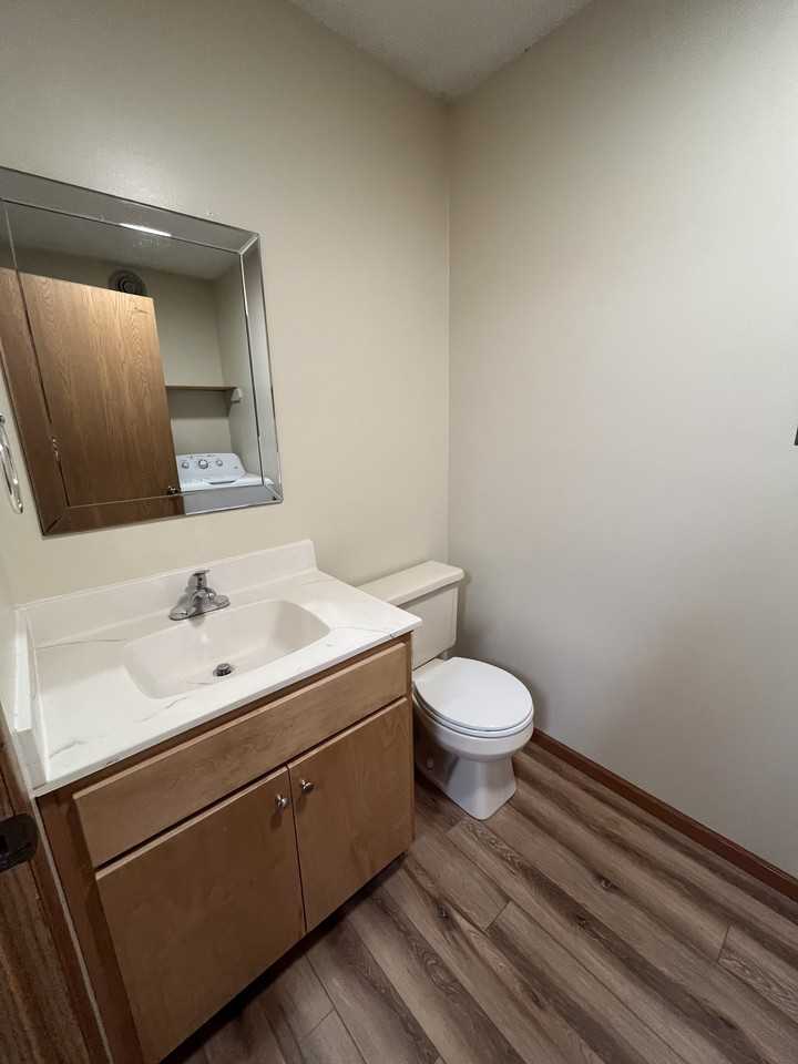 404 Grover St #A - Photo 5 of 13